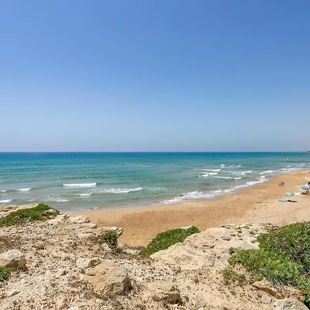 Holiday home 2 Bedroom Awesome In Punta Secca